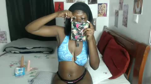 Snapshot of lusty_lana chatting on July 18, 2:05 am lusty_lana online show from July 18, 2:05 am