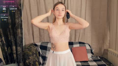 Snapshot of lusty_miss_di chatting on January 18, 7:48 pm Isabel online show from January 18, 7:48 pm