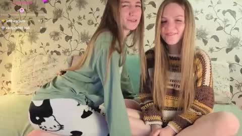 Snapshot of lustyaura chatting on November 13, 8:52 pm Aura online show from November 13, 8:52 pm