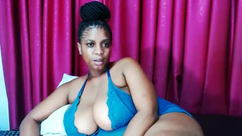 lustydesirex online show from December 4, 8:18 pm