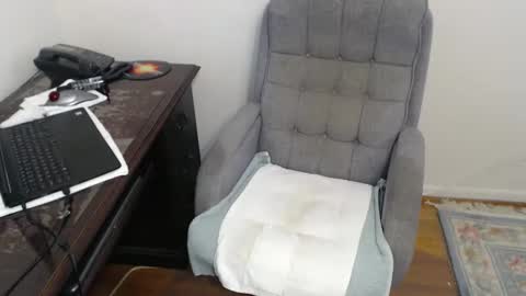 Snapshot of luv2havfunn chatting on November 11, 2:39 pm Luv2HavFunn online show from November 11, 2:39 pm