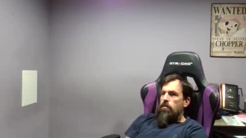 Luv2likslit online show from October 25, 8:55 am