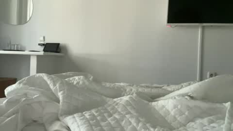 Aimee online show from July 4, 4:18 am