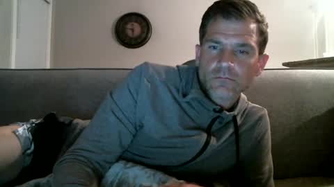 luvalonsix online show from September 24, 3:32 am