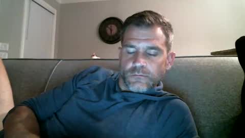 luvalonsix online show from October 6, 4:32 am