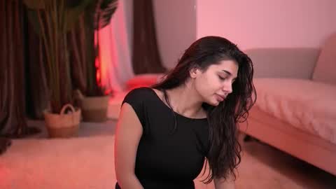 Caprice online show from November 23, 3:45 pm