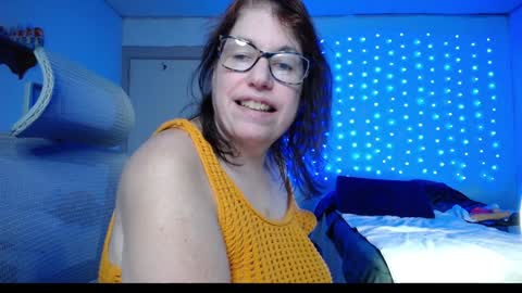 Shauna online show from December 8, 6:33 am