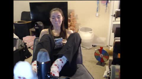 luvrxstarx online show from February 5, 12:48 am