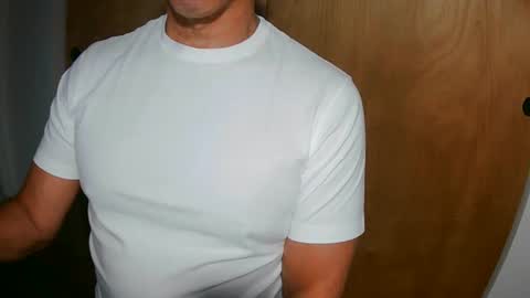 luvzjerkingoff online show from December 19, 2:46 pm