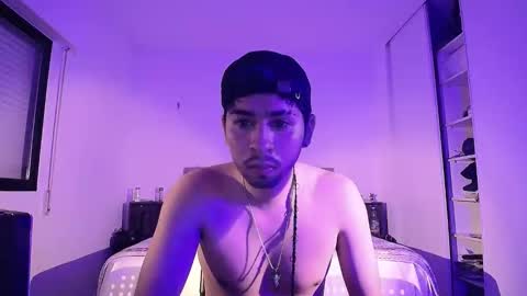 Snapshot of luxanee chatting on October 18, 7:36 pm luxanee online show from October 18, 7:36 pm