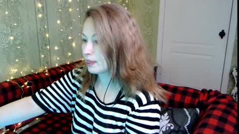 Snapshot of luxdietrich chatting on September 16, 10:16 am LuxDietrich online show from September 16, 10:16 am