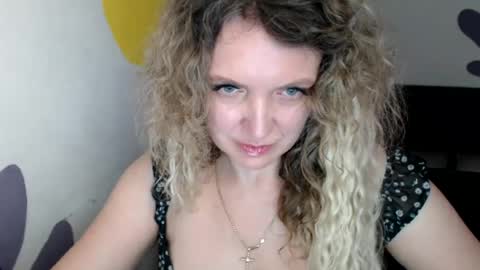 Donna online show from July 1, 3:56 pm