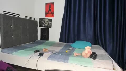 luxedollxoxoo online show from February 3, 8:47 pm