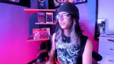 Luxiel 3 online show from December 4, 10:51 pm