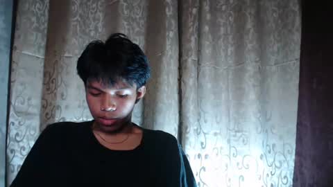 Snapshot of luxirfy_xx chatting on October 10, 6:51 pm luxirfy online show from October 10, 6:51 pm