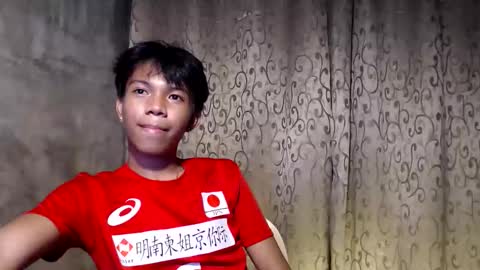 Snapshot of luxirfy_xx chatting on October 13, 4:51 pm luxirfy online show from October 13, 4:51 pm