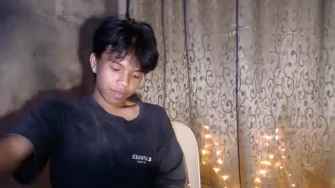 Snapshot of luxirfy_xx chatting on October 29, 2:08 pm luxirfy online show from October 29, 2:08 pm