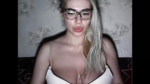 LuxSonyaStar online show from December 4, 7:56 pm