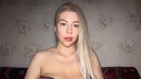 LuxSonyaStar online show from June 23, 9:02 pm
