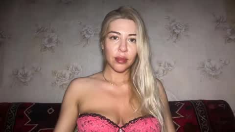 LuxSonyaStar online show from July 25, 8:50 pm