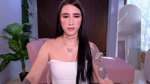 Snapshot of luxury_altgirl chatting on July 31, 8:19 pm LUXURY. online show from July 31, 8:19 pm