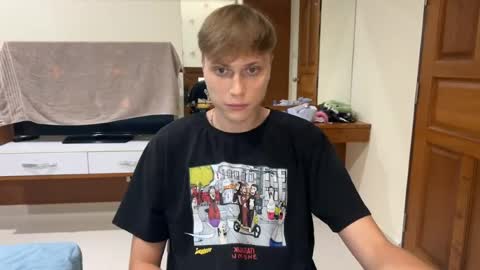 luxury_bob online show from April 19, 7:16 pm