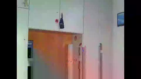 luxx72boy online show from April 3, 6:00 am