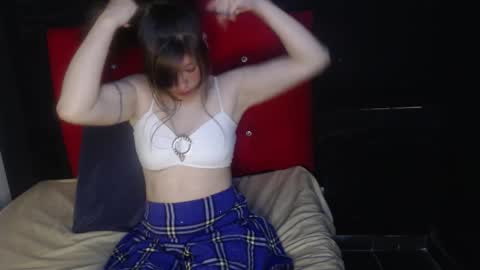 luzy online show from November 8, 12:05 pm