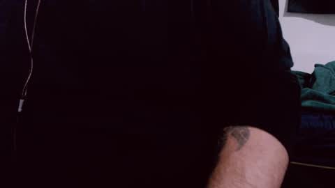 ayoo online show from December 4, 2:42 am