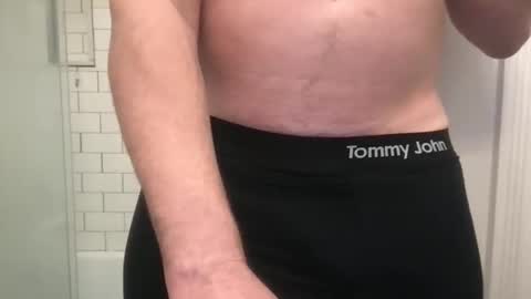 lvguynextdoor440656 online show from November 11, 11:16 pm