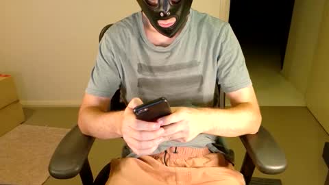 Snapshot of lxgxnd99 chatting on February 26, 9:41 am lxgxnd99 online show from February 26, 9:41 am