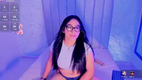Snapshot of lya_dubois_ chatting on June 27, 8:36 pm LYA DUBOIS online show from June 27, 8:36 pm