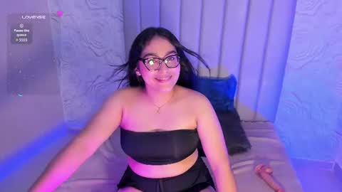 Snapshot of lya_dubois_ chatting on July 10, 10:56 pm LYA DUBOIS online show from July 10, 10:56 pm