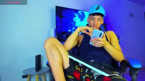 Lyam online show from March 27, 5:35 am