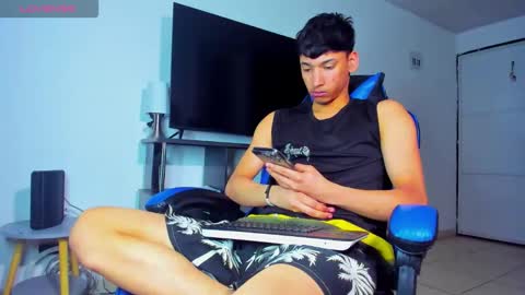 Lyam online show from April 15, 7:59 am