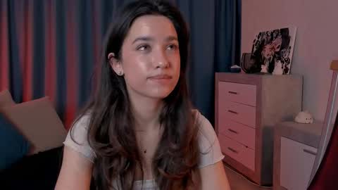 Snapshot of lyanna_tale chatting on October 13, 9:26 pm Lyanna online show from October 13, 9:26 pm