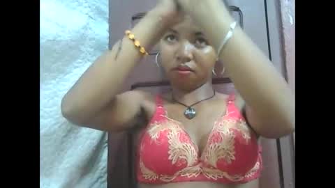 Lydiah online show from February 15, 9:49 am