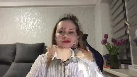 Tina online show from March 4, 9:00 pm