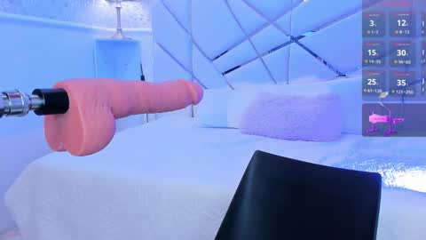 Lyen Rae  online show from December 23, 1:36 am