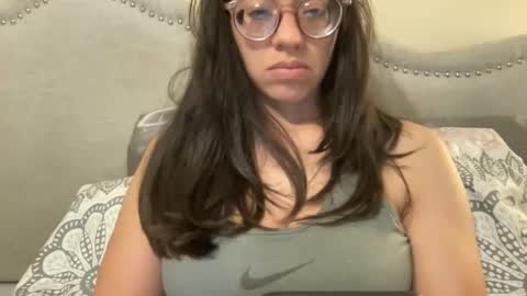 Snapshot of lylajades chatting on January 31, 9:02 pm Olivia online show from January 31, 9:02 pm