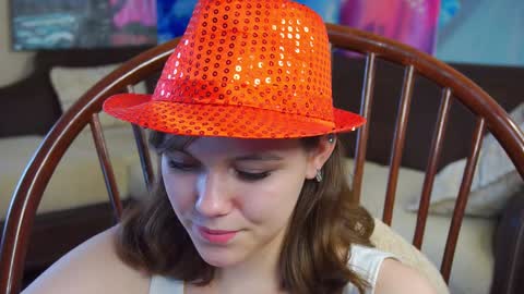 hi im Lyle online show from February 7, 9:16 am