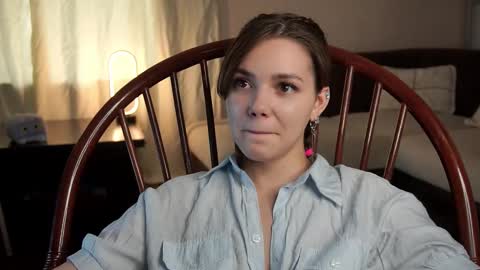 hi im Lyle online show from February 26, 9:32 am