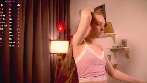 Lyly bambi online show from February 20, 3:45 am