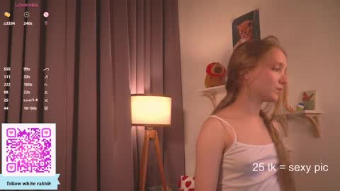 Lyly bambi online show from February 22, 2:28 am