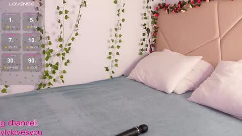 Lyly   online show from October 7, 5:48 am