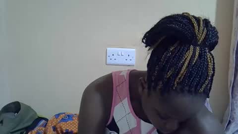 lyn_anna online show from November 5, 7:52 am