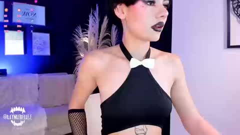 Lyn online show from September 13, 9:25 pm