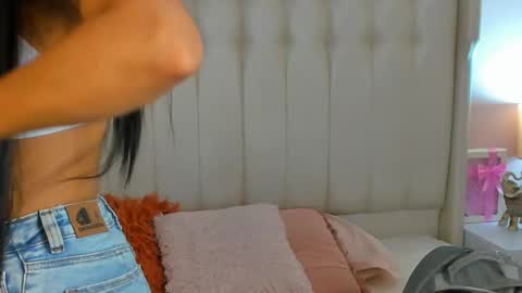 Lyn online show from October 8, 11:08 am