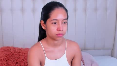 Lyn online show from October 18, 11:11 am