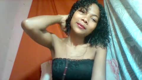 lyndah19 online show from December 2, 8:08 am